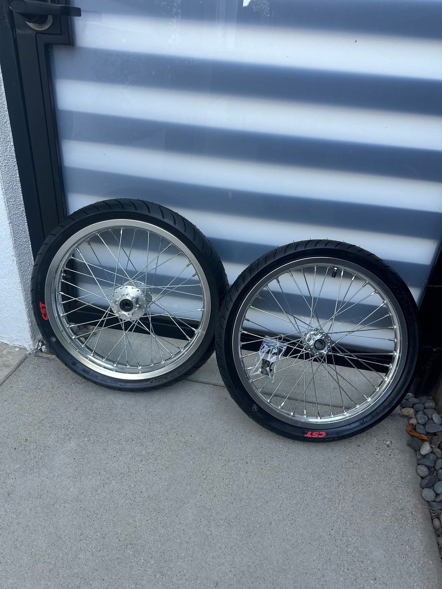 17 INCH SUPERMOTOS