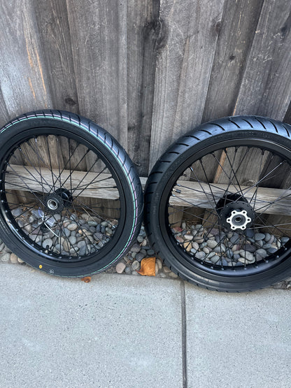 17 INCH SUPERMOTOS