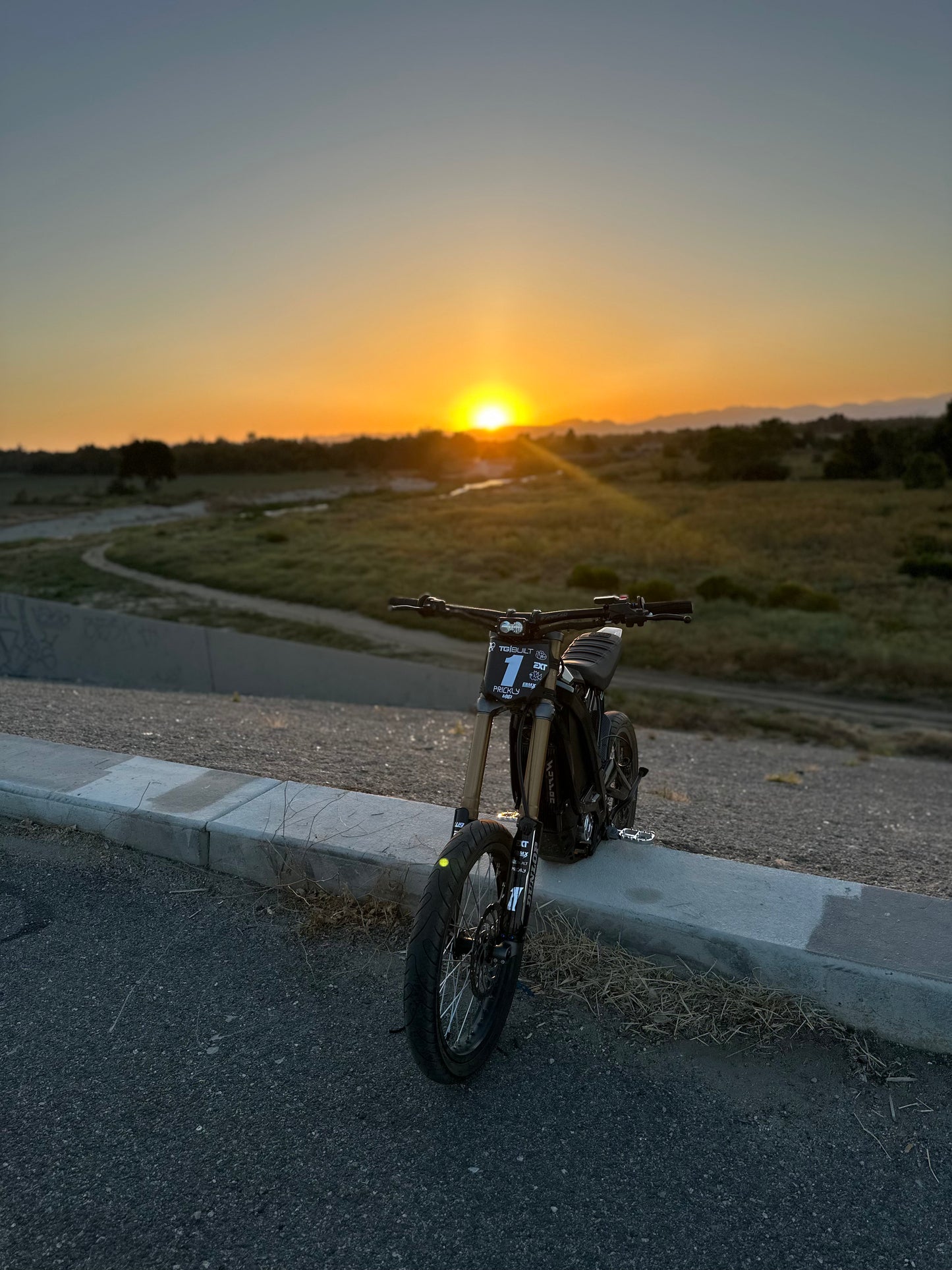 Surron/E ride Pro/Segway/Talaria Plug & Play Baja Light