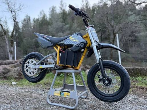 ETM RTR/MOTOTEC/RAZOR/TUTTIO/YOZMA/HEYBIKE 12 Inch Supermoto Wheels